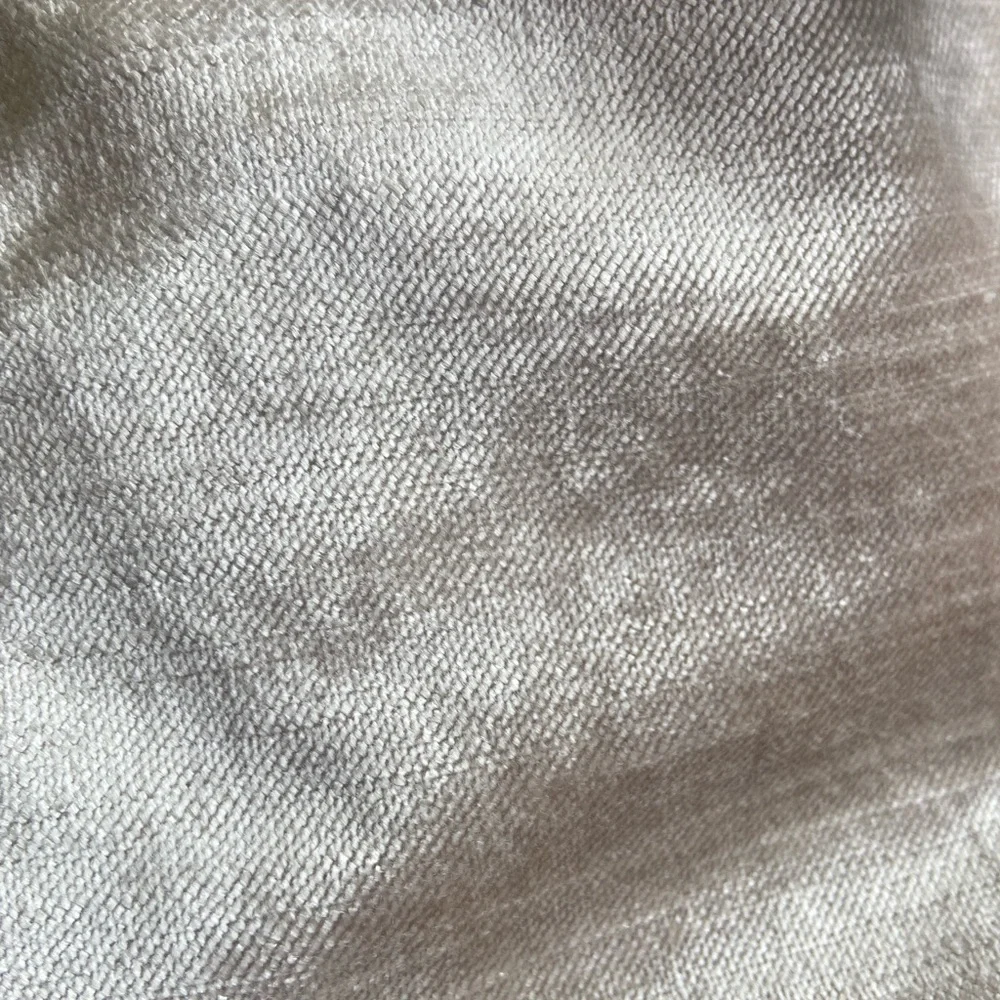 (1) West Elm pillow sham